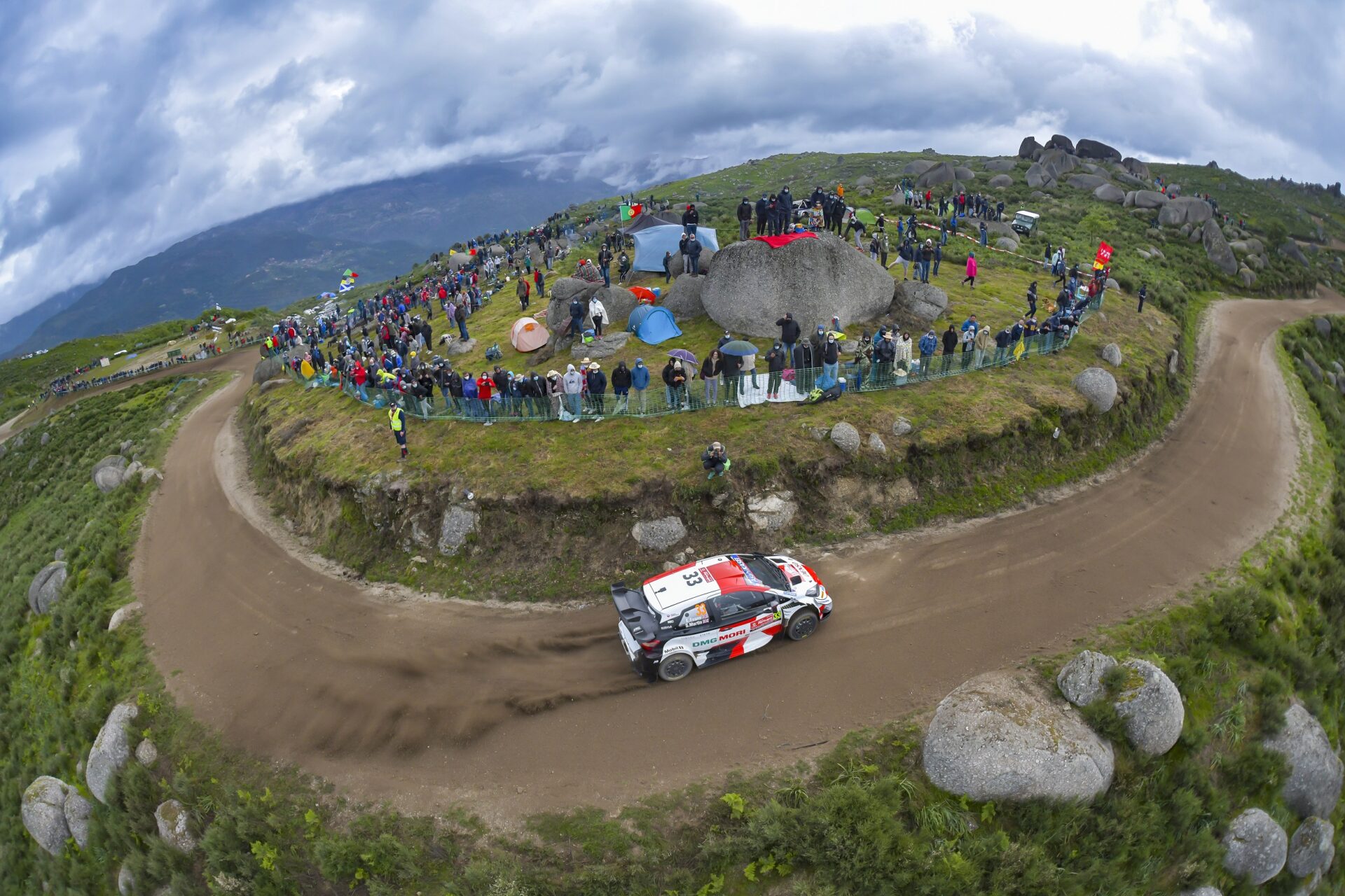 WRC, ράλι Πορτογαλίας, 2o σκέλος, o Evans προηγείται