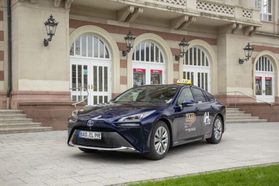 Το Toyota Mirai προσφέρει υπηρεσίες με zero εκπομπές ρύπων