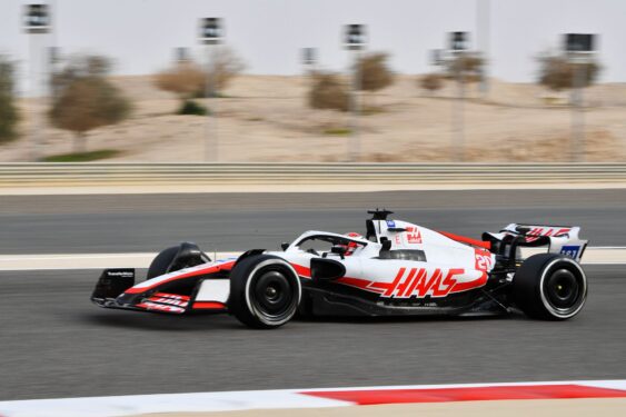 Και όμως ο Magnussen ταχύτερος στα 2α δοκιμαστικά στο Bahrain