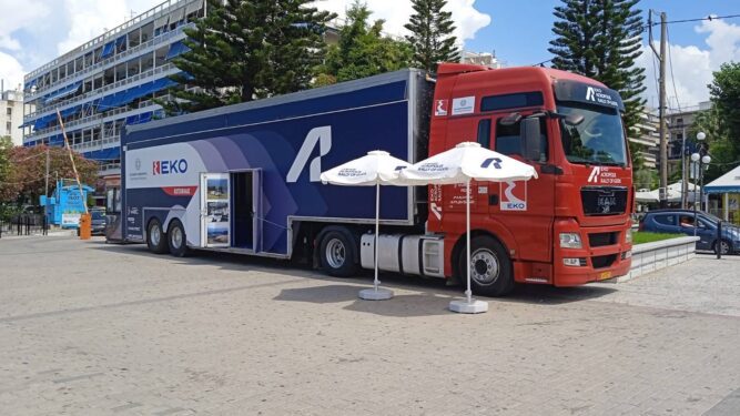 EKO Acropolis Rally Road Safety Truck: Συνεχίζει να προβάλλει και να ενημερώνει