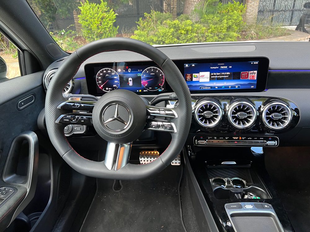 Η Mercedes σας καλωσορίζει στο ψηφιακό περιβάλλον