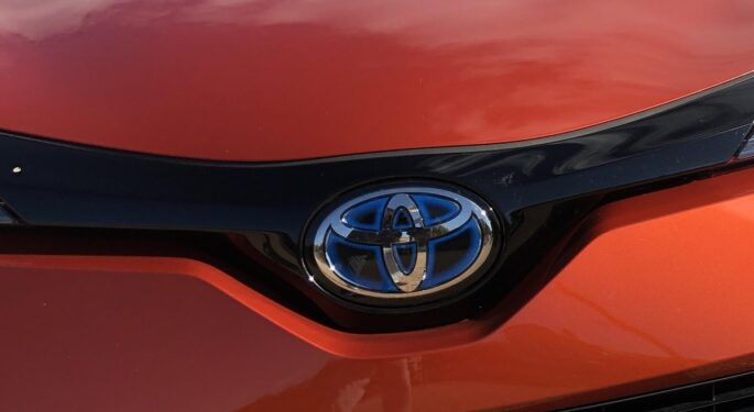Το νέο Toyota C-HR ετοιμάζεται...