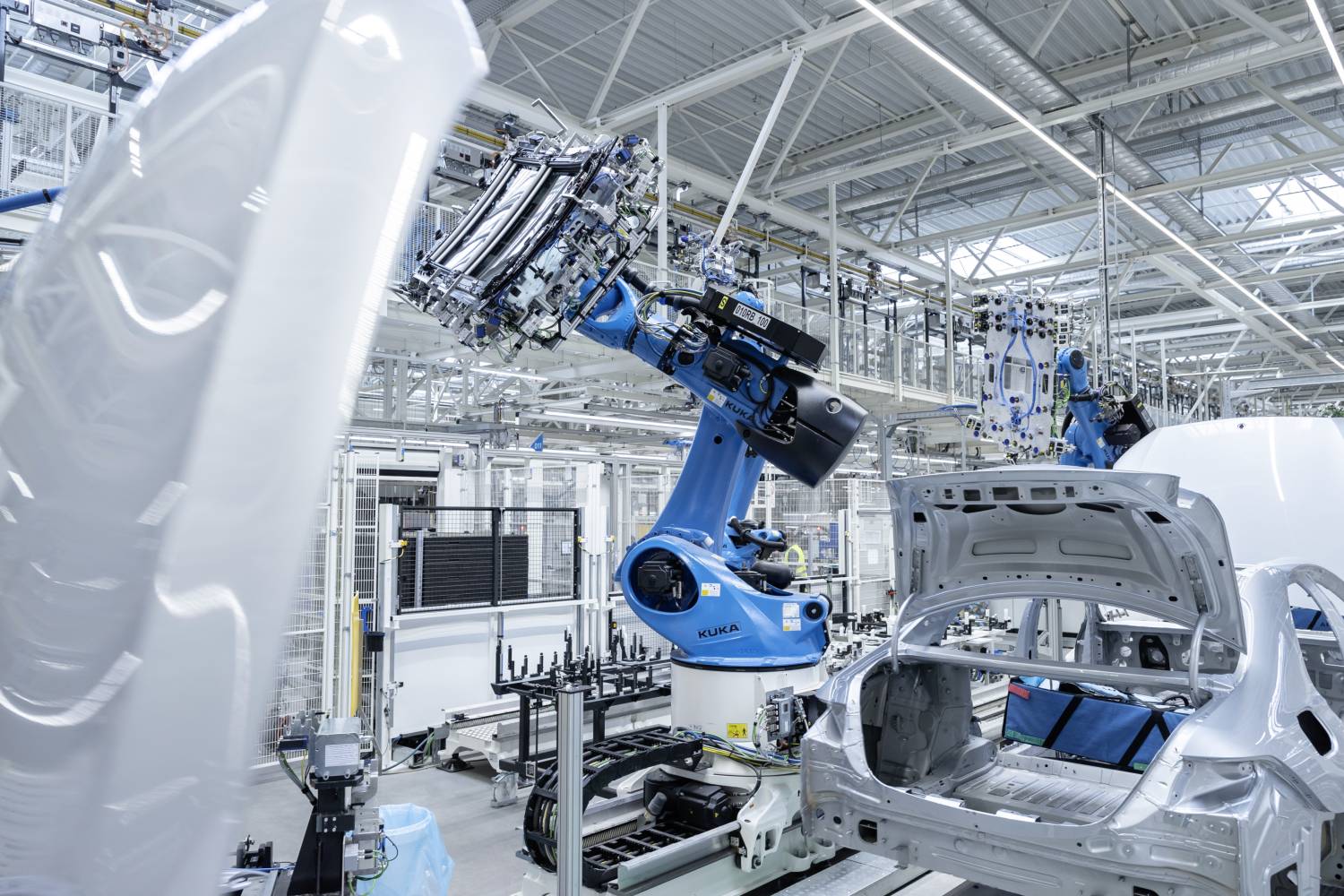 Ρομπότ στα εργοστάσια αυτοκινήτων έχουν το ρόλο τους