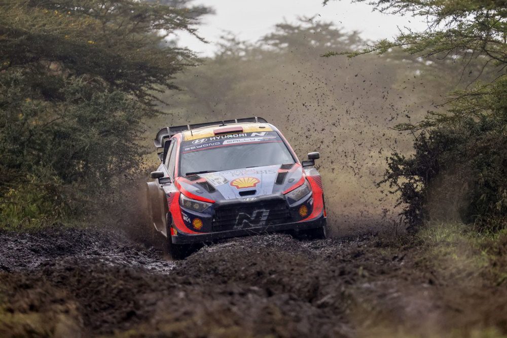 Κομμένο ημιαξόνιο στο 2ο σκέλος του WRC της Αφρικής για τον Λάπι