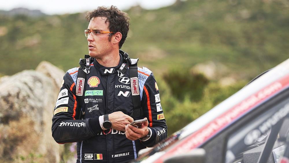 Άρχισε να βλέπει τη νίκη η Hyundai με τον Νεβίλ μετά την κυριαρχία του το Σάββατο στον αγώνα του WRC στη Σαρδηνία