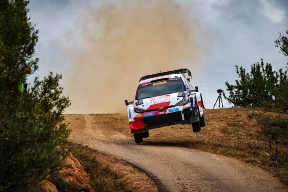 WRC, ράλι Ιταλίας, ο Οζιέ προηγείται...