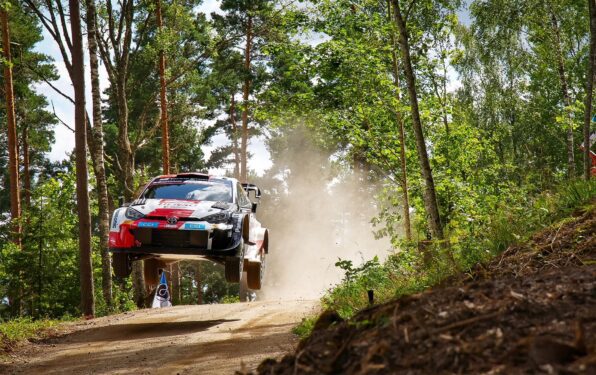 O Ροβάνπερα νικητής στο WRC της Εσθονίας
