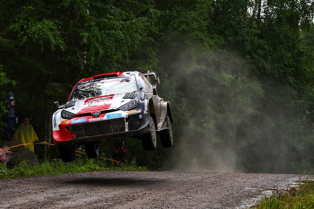 Με την τρίτη θέση φλερτάρει ο Κατσούτα στο WRC της Φινλανδίας 