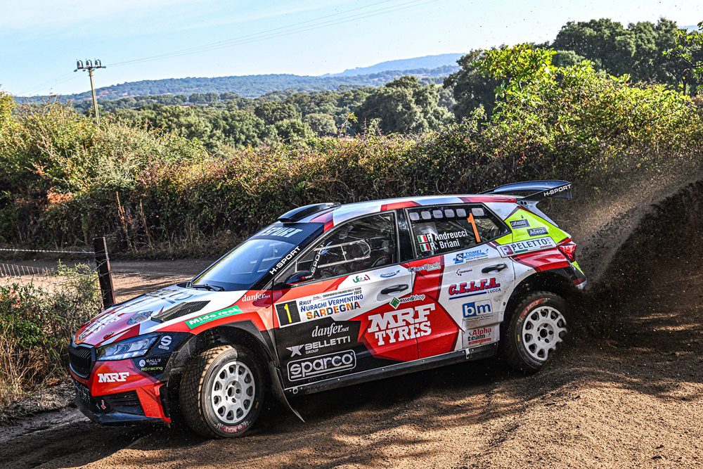 Oι Αντρεούτσι-Μπριάνι με Skoda Fabia RS Rally2 προηγούνται στη γενική κατάταξη
