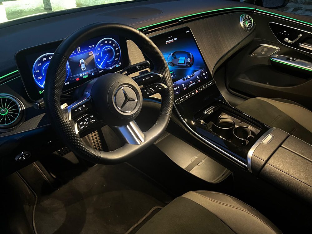 To ψηφιακό εσωτερικό της Mercedes