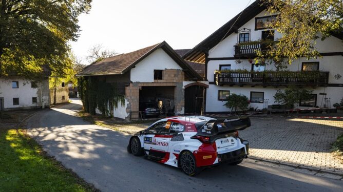 Ο Ροβάνπερα πήρε κεφάλι στο WRC της Κεντρικής Ευρώπης