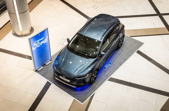 To Ford Focus σας περιμένει στο The Mall Athens