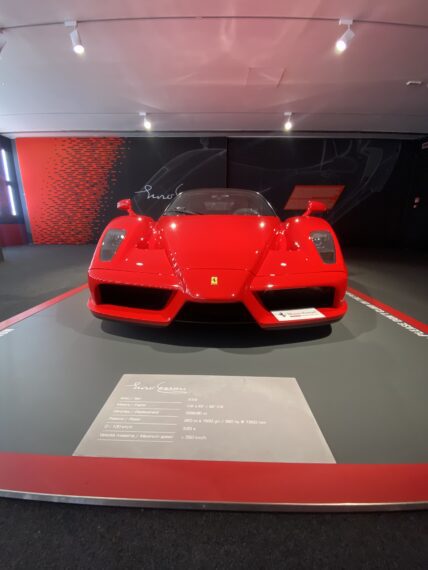 Η πανέμορφη Ferrari Enzo