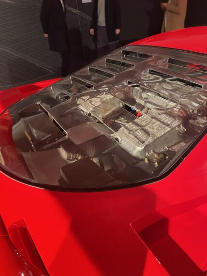 Το κάλυμα κινητήρα της Ferrari F40