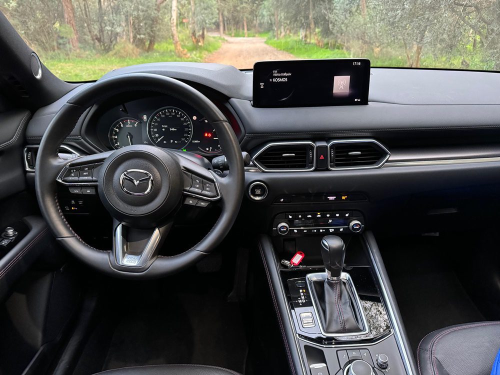 Ποιοτικό εσωτερικό στο Mazda CX-5