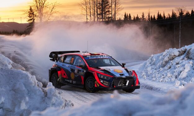 H Hyundai με τρία i20 Rally1 στο ράλι Σουηδίας