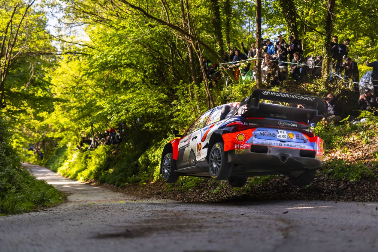 O Mίκελσεν στον αέρα στο WRC της Κροατίας με το Hyundai
