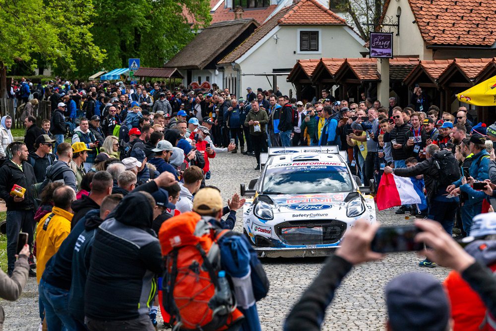 Καταχειροκροτούνται οι Φορμό-Κορία στο WRC της Κροατίας που ήταν οι ταχύτεροι στην power stage 