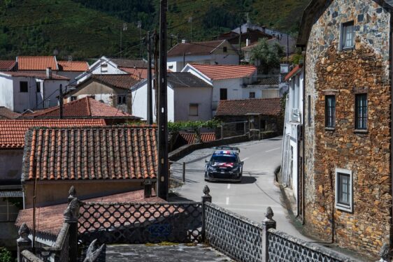 Ο Οζιέ δύσκολα θα χάσει τη νίκη στο WRC της Πορτογαλίας